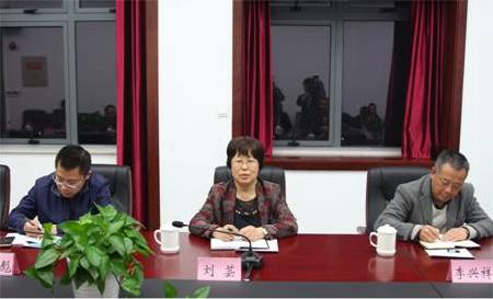 A5B530FAD8F844A69A8C3C005679BD10